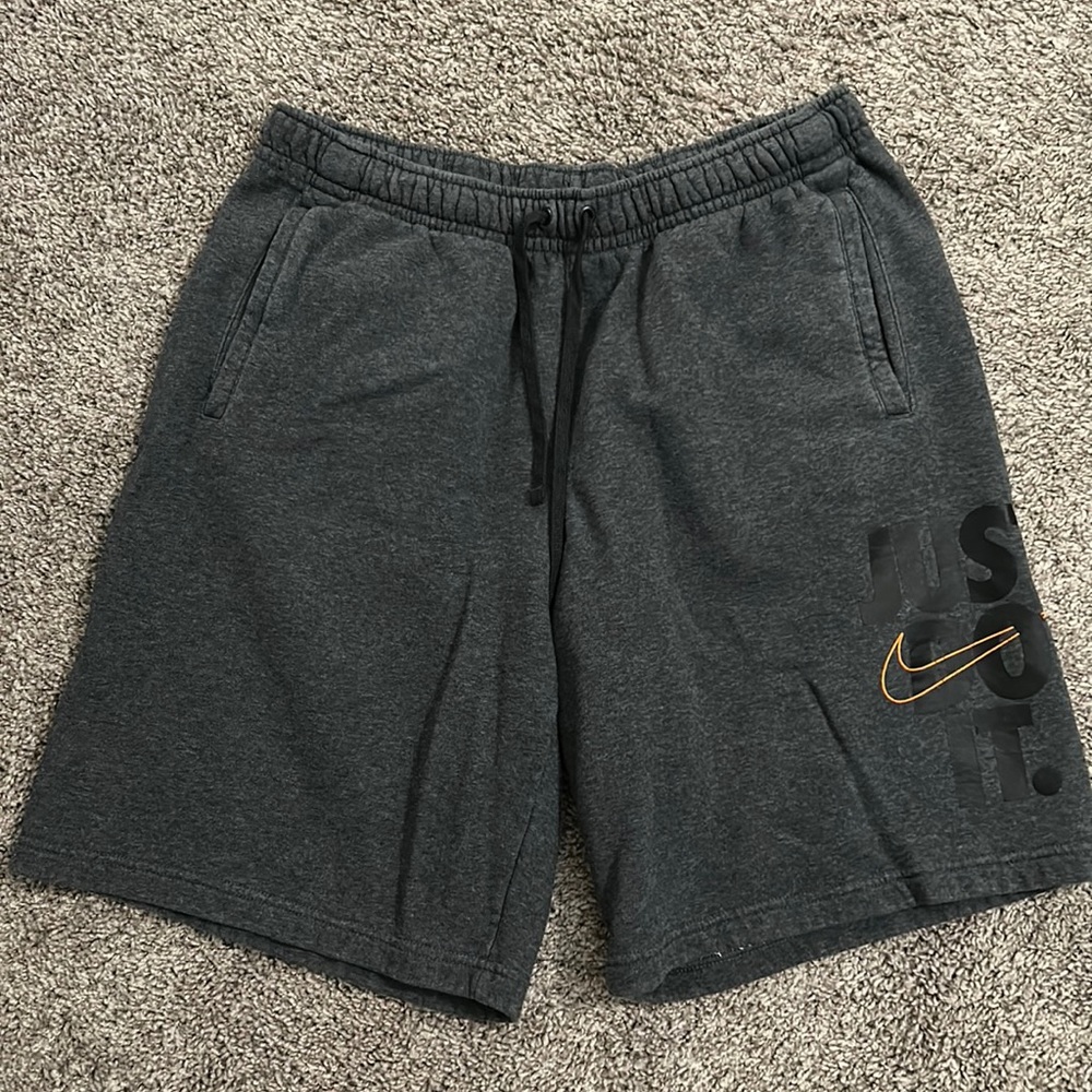 Men’s XL Nike sweat shorts